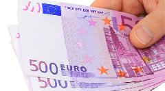 Европейската комисия се стреми да намали значително разликата в заплащането на мъжете и жените